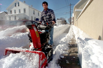 anthony running snow Blower